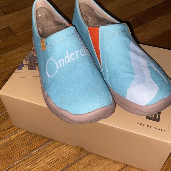 Women’s Uin Cinderella Walking Shoe - Picture 8 of 8